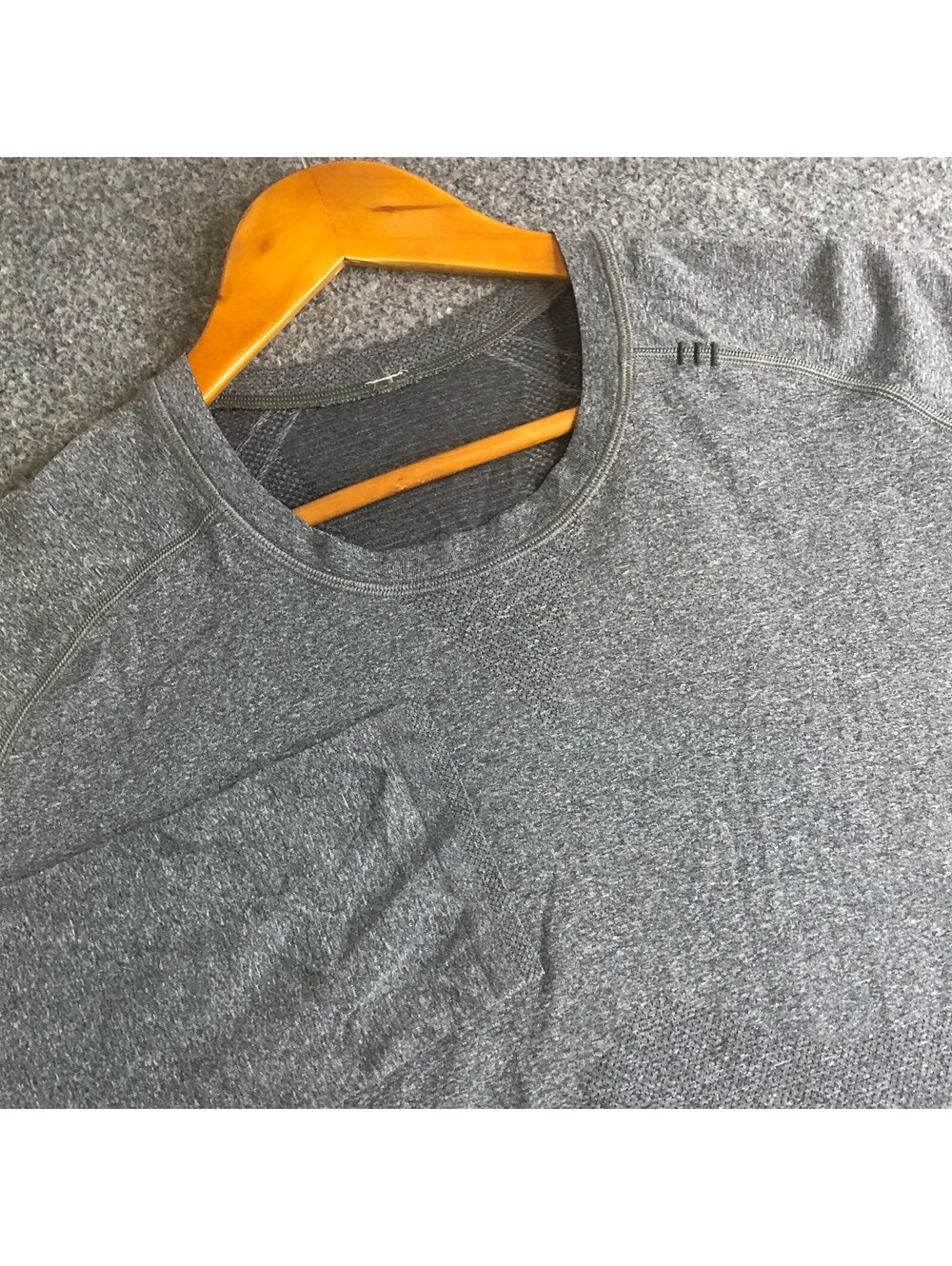 Lululemon Metal Vent Tech Long Sleeve Shirt Mens XXL Gray Performance Stretch
